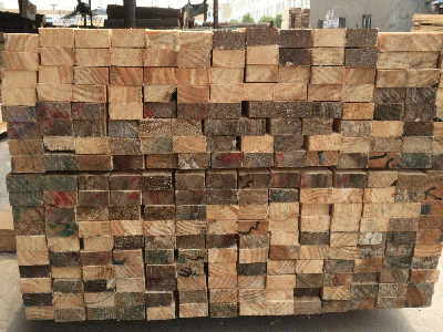  河南郑州崔总预订的5*10*4的建筑木方整车已发货，请注意查收